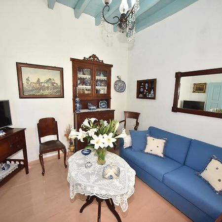 Traditional House By The Sea Mandraki  Екстер'єр фото