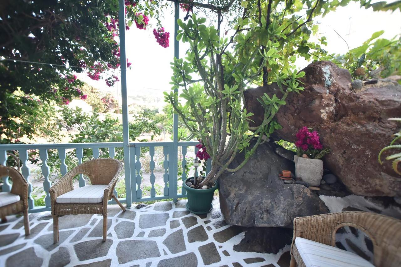 Traditional House By The Sea Mandraki  Екстер'єр фото