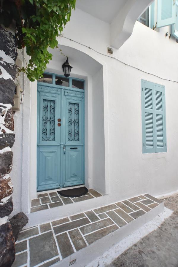 Traditional House By The Sea Mandraki  Екстер'єр фото